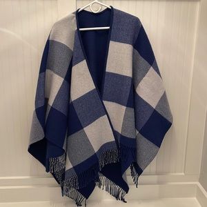 Vineyard Vines Blue Wool Buffalo Check reversible poncho, 63”x54”